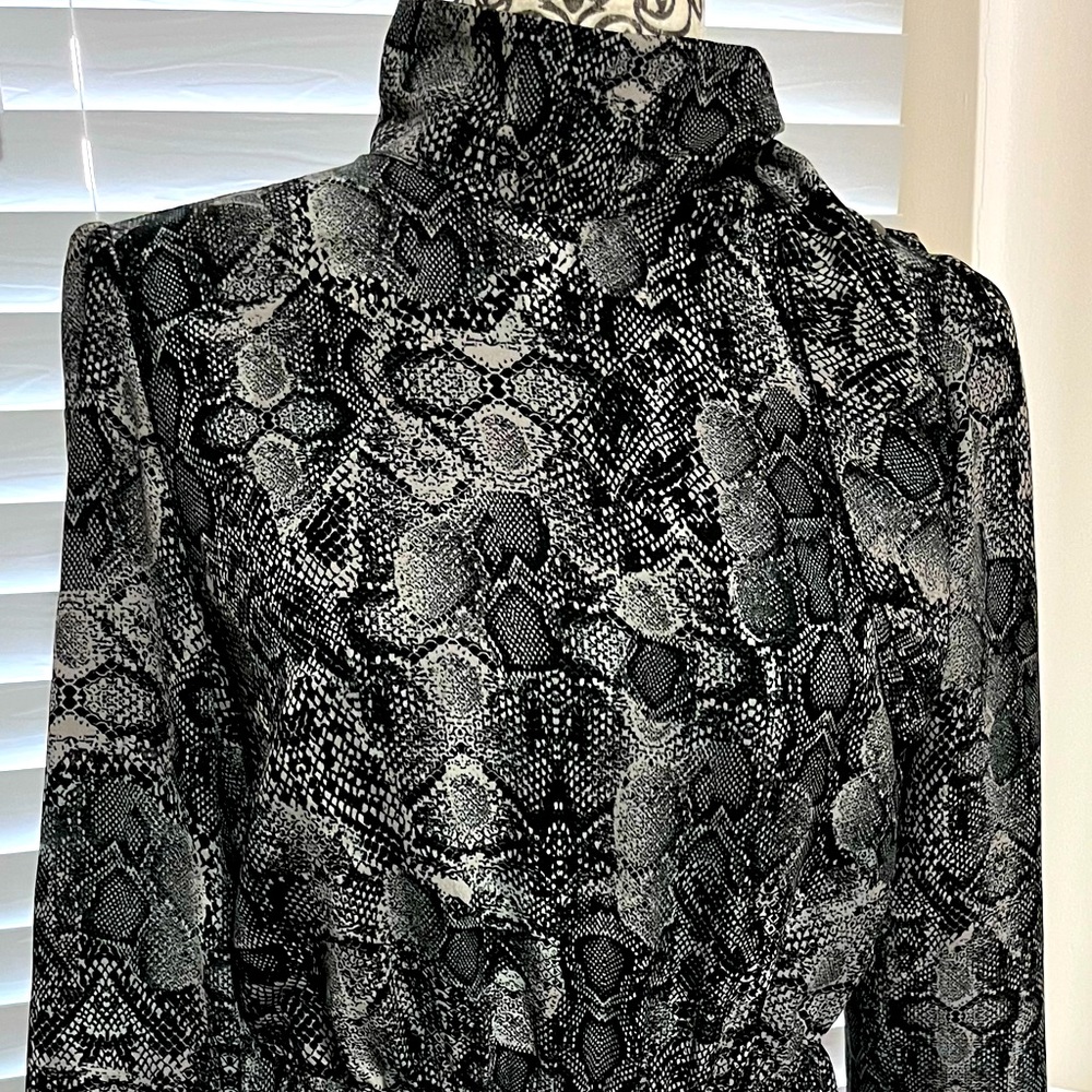 Light weight mock neck snake print dress